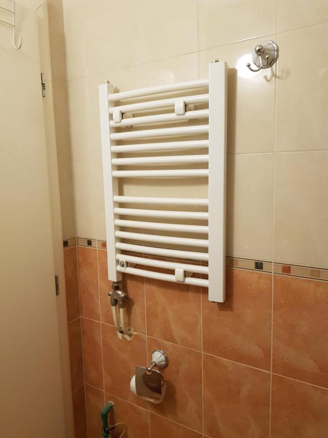 Central Apartment With 24-7 Building Security Novi Sad Exterior foto